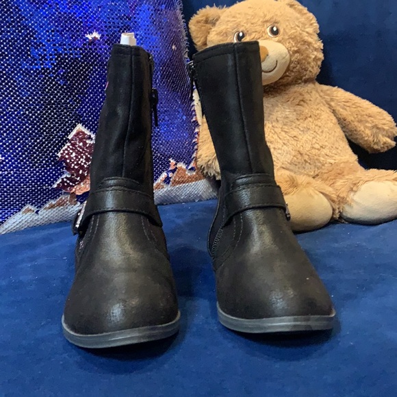 Toddler Girl Size 10 Boots - Picture 4 of 10